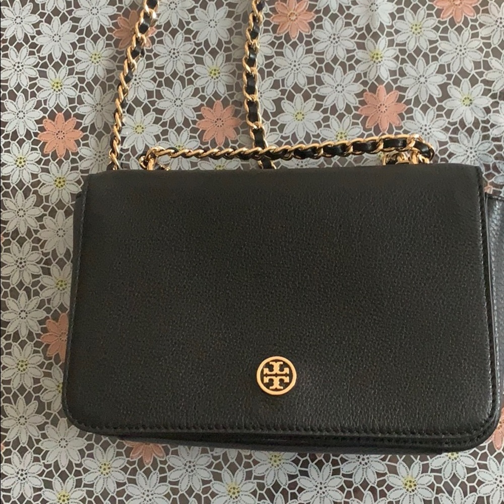 Brand new without tags Tory Burch Robinson bag